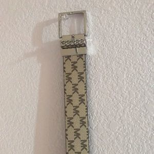 Michael Kors belt